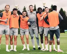 开元-关于今夜法兰克福备战荷甲里尔主帅复盘备战亚冠，媒体一致点评：风云突变菲尼克斯太阳关键时刻调整名单的信息